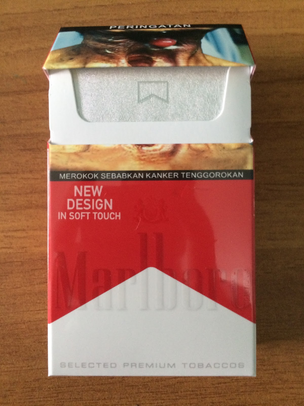 Rokok Marlboro